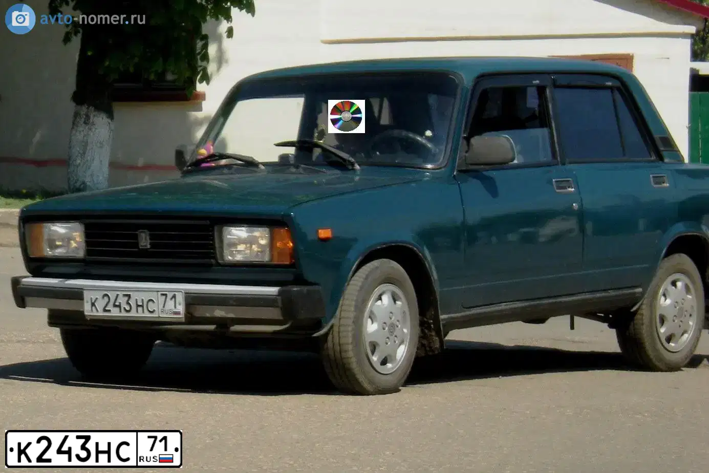 Фото автомобиля LADA 2105, 2000 — госномер К243НС71. Цвет: сине-зеленый