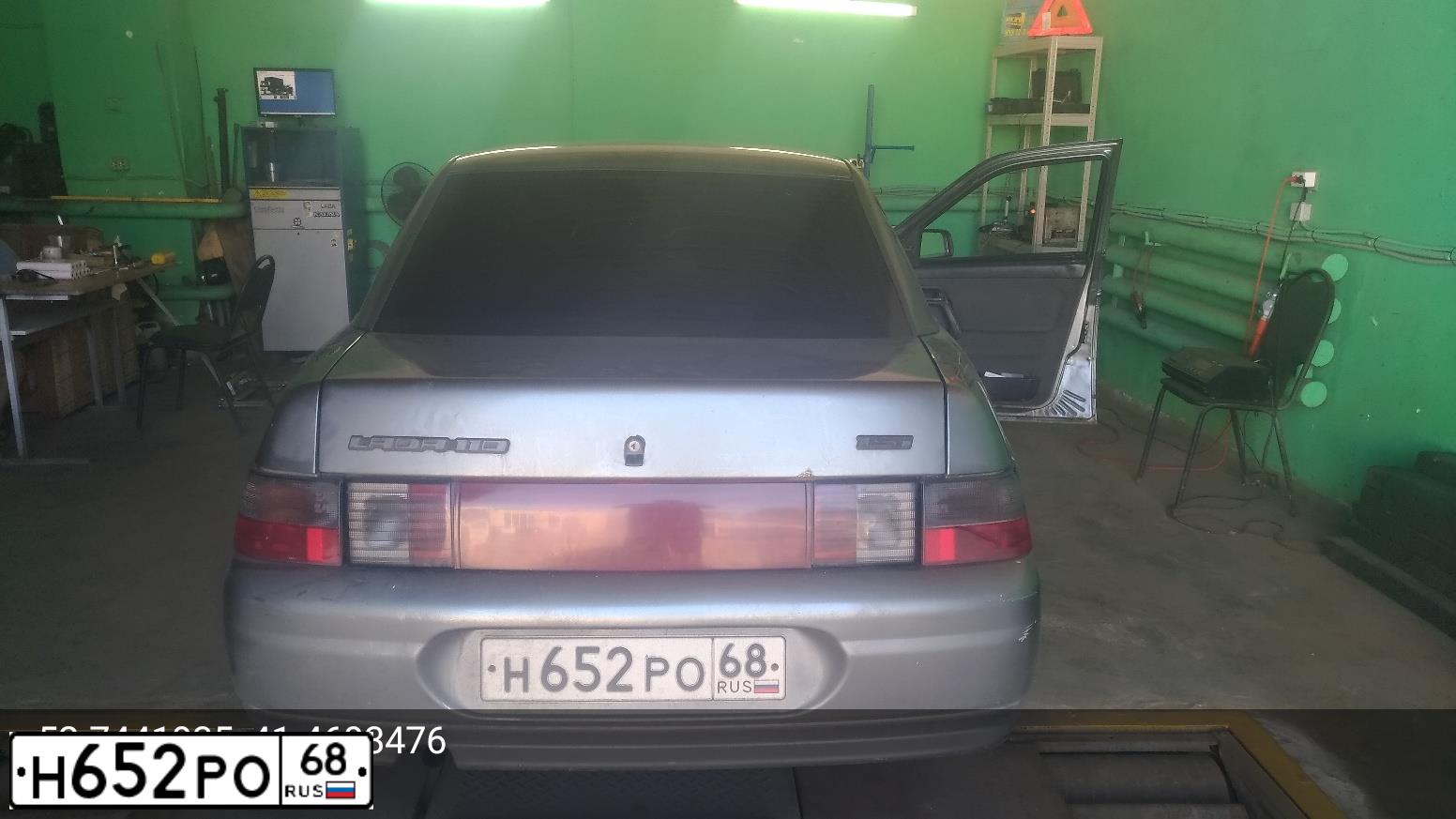 Фото автомобиля LADA 2110, 2004 — госномер Е754РА89. Цвет: СРЕДНИЙ СЕРО-ЗЕЛЕНЫЙ МЕТ.