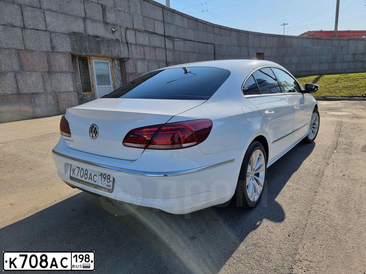 Фото автомобиля VOLKSWAGEN PASSAT, 2012 — госномер Т448НА198. Цвет: Белый