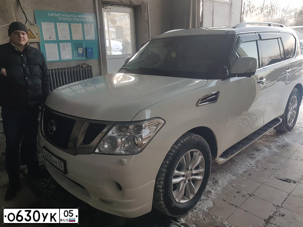Фото автомобиля NISSAN PATROL, 2012 — госномер М240АУ702