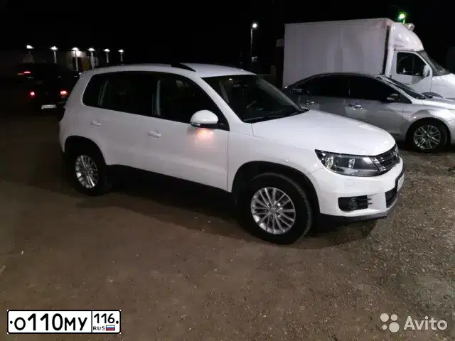 Фото автомобиля LADA 2190 GRANTA, 2016 — госномер О110МУ16. Цвет: ЧЕРНЫЙ