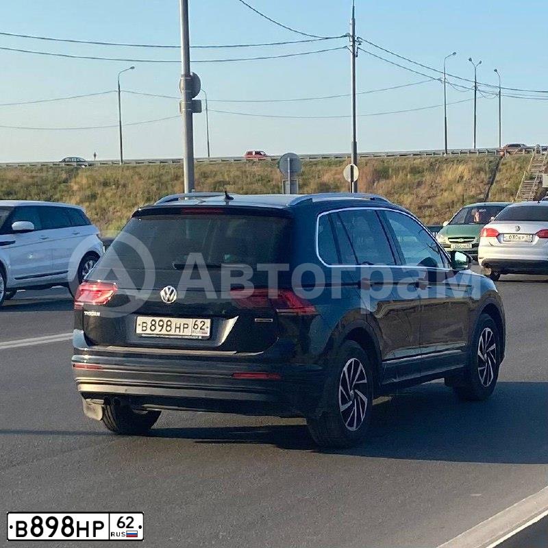Фото автомобиля VOLKSWAGEN JETTA, 2008 — госномер Е313ОТ152. Цвет: ЧЕРНЫЙ