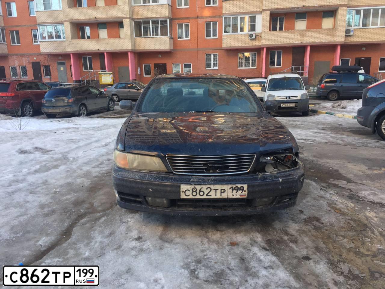 Фото автомобиля NISSAN MAXIMA, 1996 — госномер А464МР50. Цвет: синий