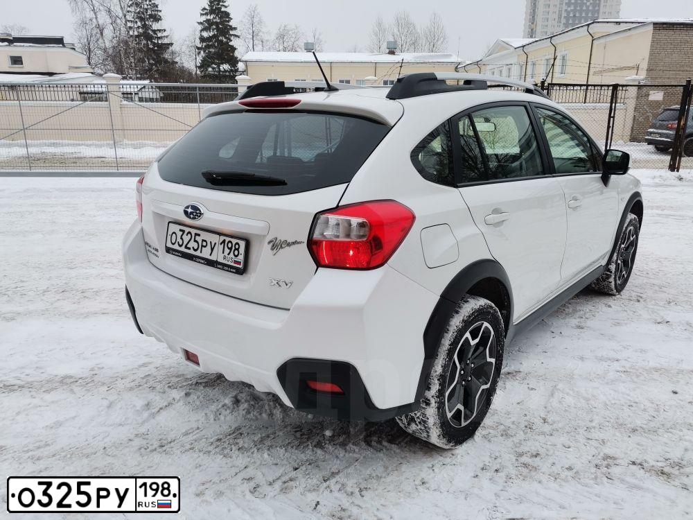 Фото автомобиля SUBARU IMPREZA, 2013 — госномер О325РУ198. Цвет: Белый