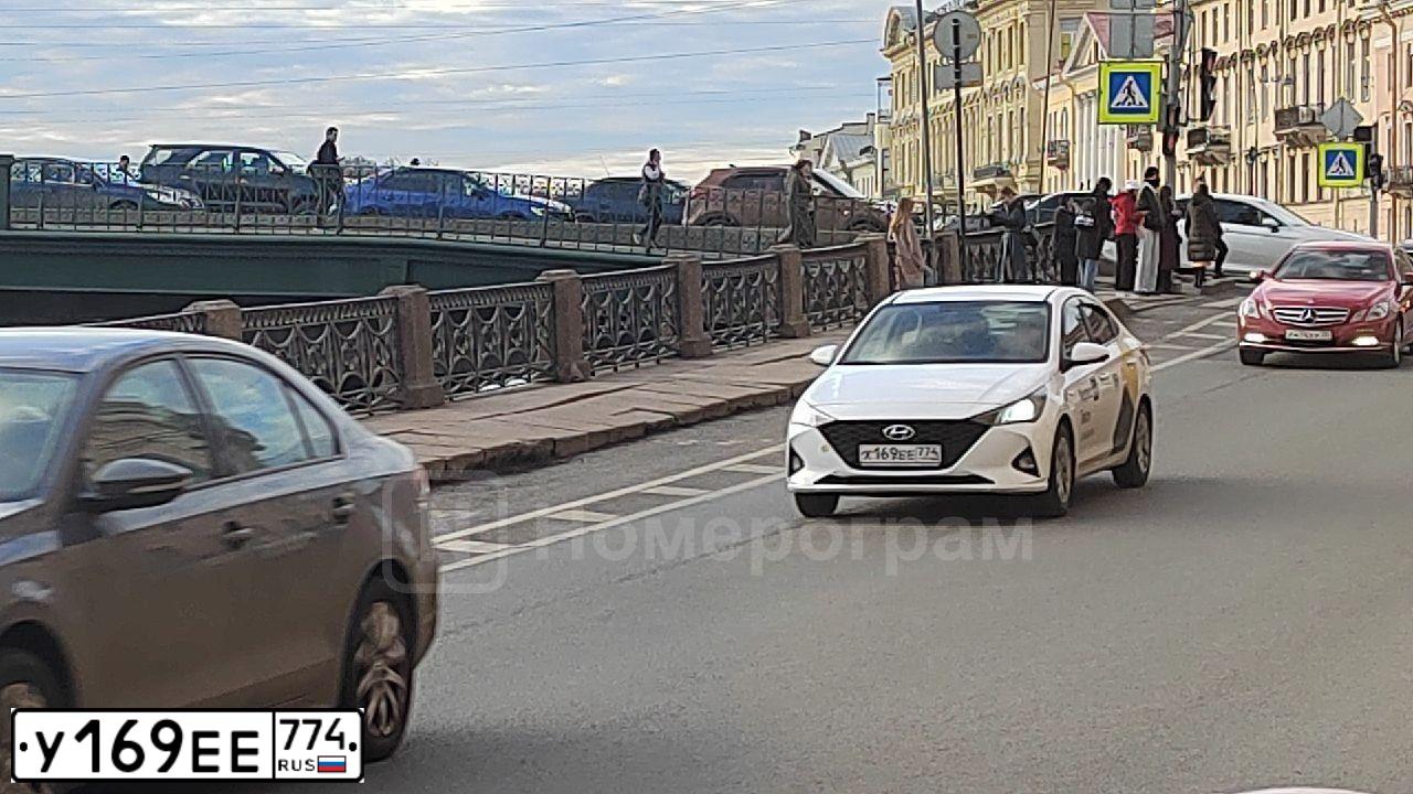 Фото автомобиля МЕРСЕДЕС-БЕНЦ E220 CDI, 2007 — госномер Е375ВУ122. Цвет: ЧЕРНЫЙ