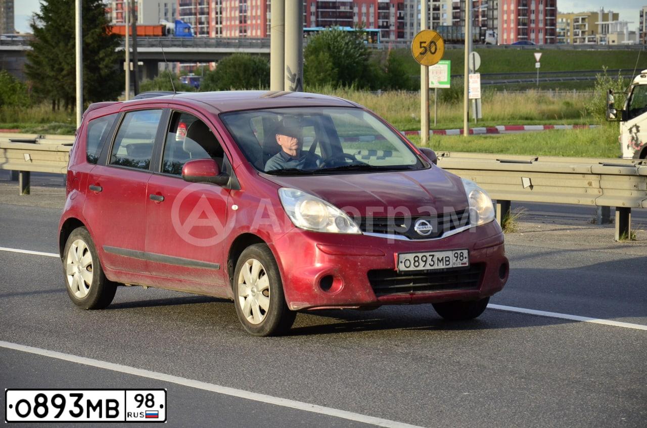 Фото автомобиля RENAULT T LOGAN, 2009 — госномер О893МВ98. Цвет: СИНИЙ МЕТАЛЛИК