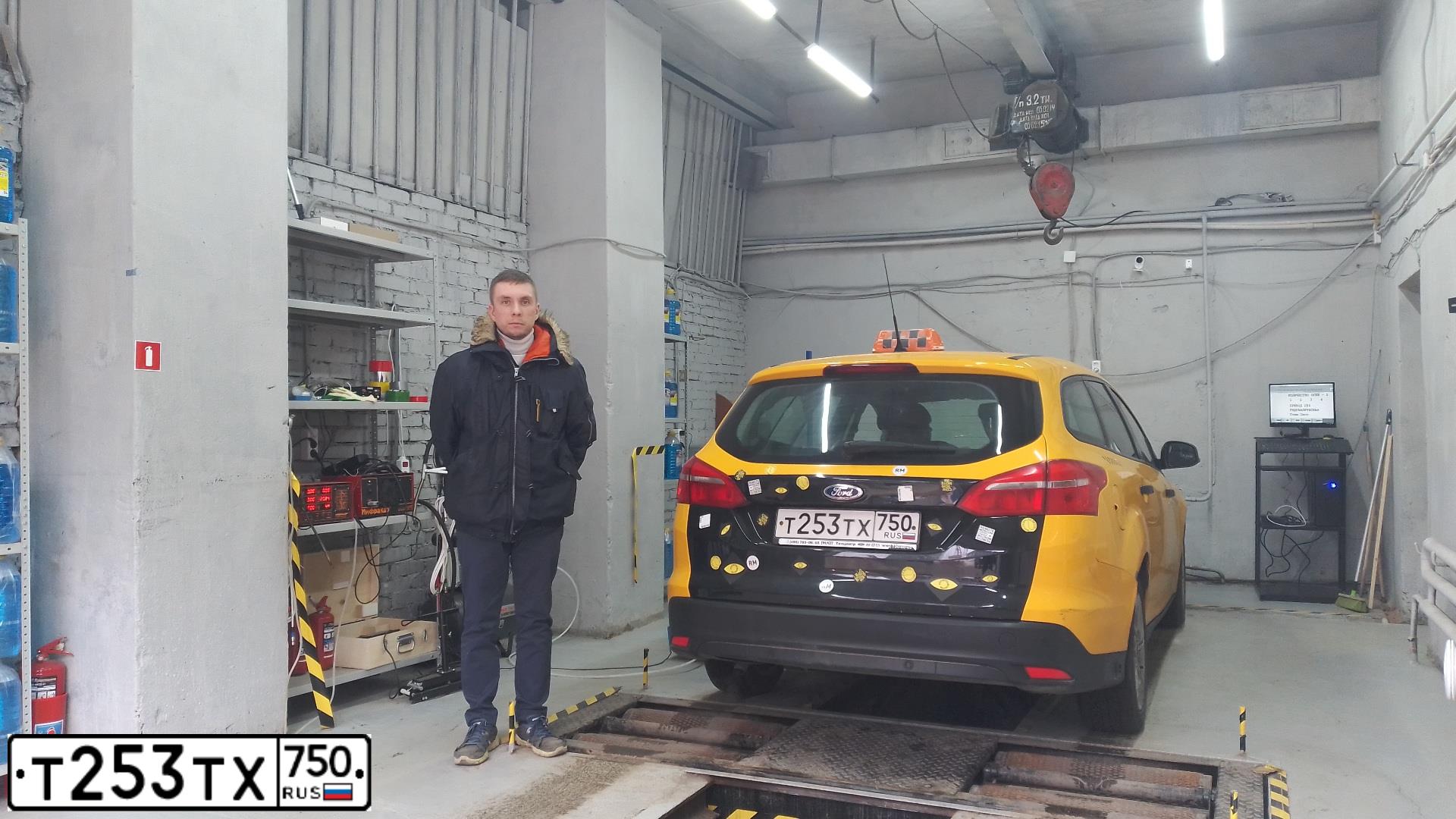 Фото автомобиля NISSAN NOTE, 2007 — госномер Т253ТХ750. Цвет: СЕРЕБРИСТЫЙ