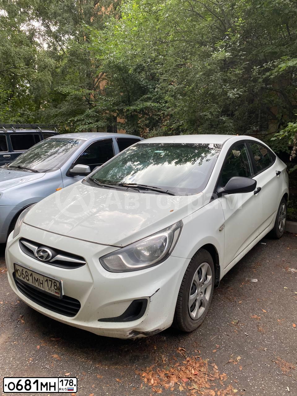 Фото автомобиля HYUNDAI SOLARIS, 2013 — госномер У927ВС96. Цвет: БЕЛЫЙ