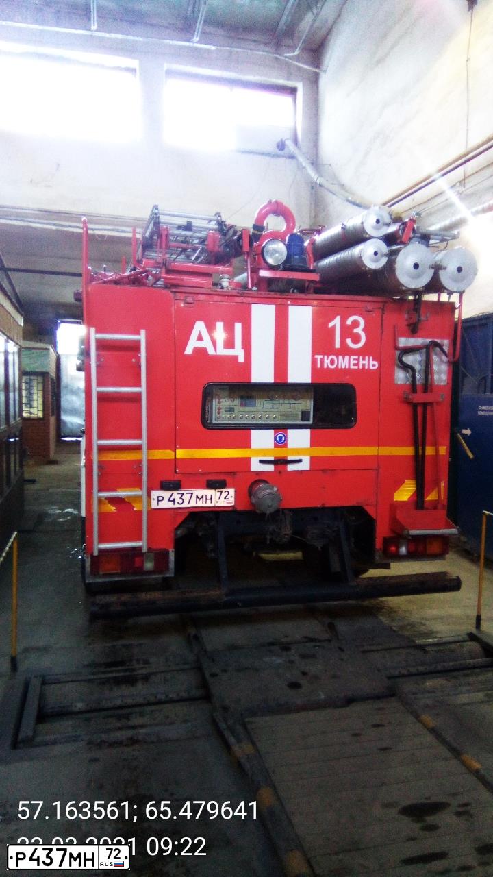 Фото автомобиля URAL 5557 /6X6/, 2013 — госномер Р437МН72. Цвет: ЦВ СХ А6 ПО ГОСТ Р 50574-2019