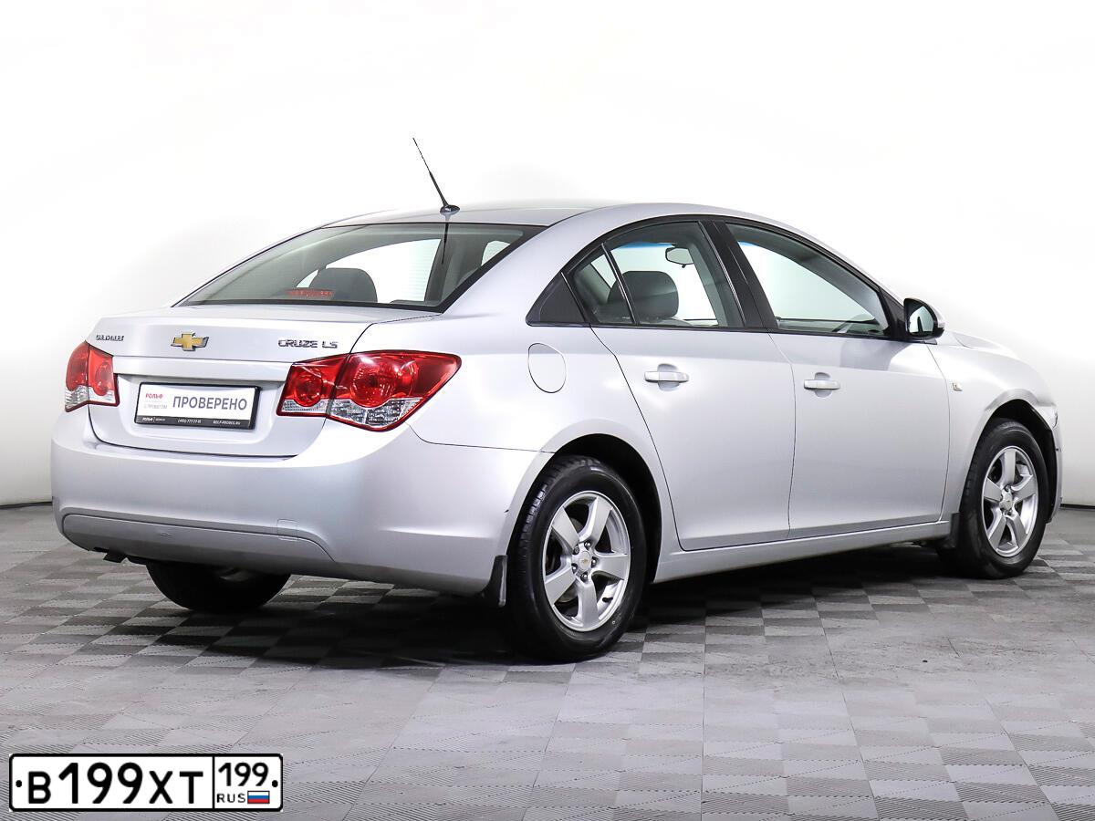 Фото автомобиля CHEVROLET CRUZE, 2010 — госномер В199ХТ199. Цвет: СЕРЕБРИСТЫЙ МЕТАЛЛИК