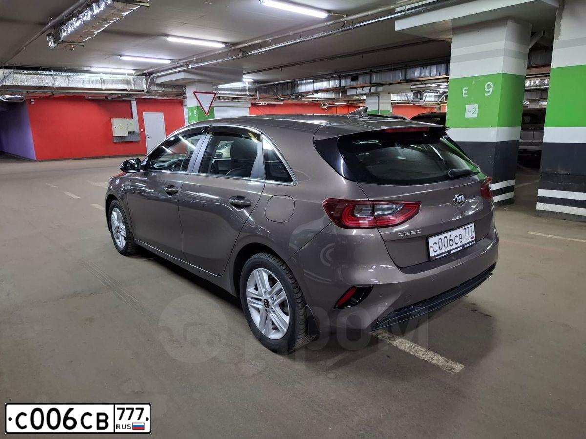 Фото автомобиля KIA CEE'D, 2019 — госномер С628СМ797. Цвет: СЕРО-КОРИЧНЕВЫЙ