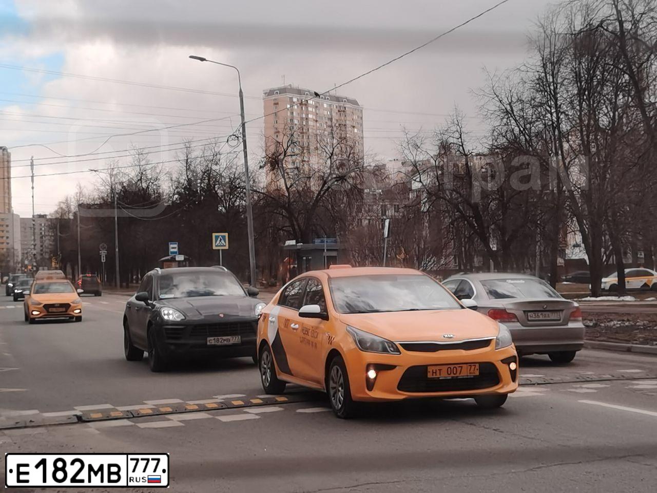 Фото автомобиля LADA LARGUS, 2014 — госномер К283ВХ95. Цвет: Белый