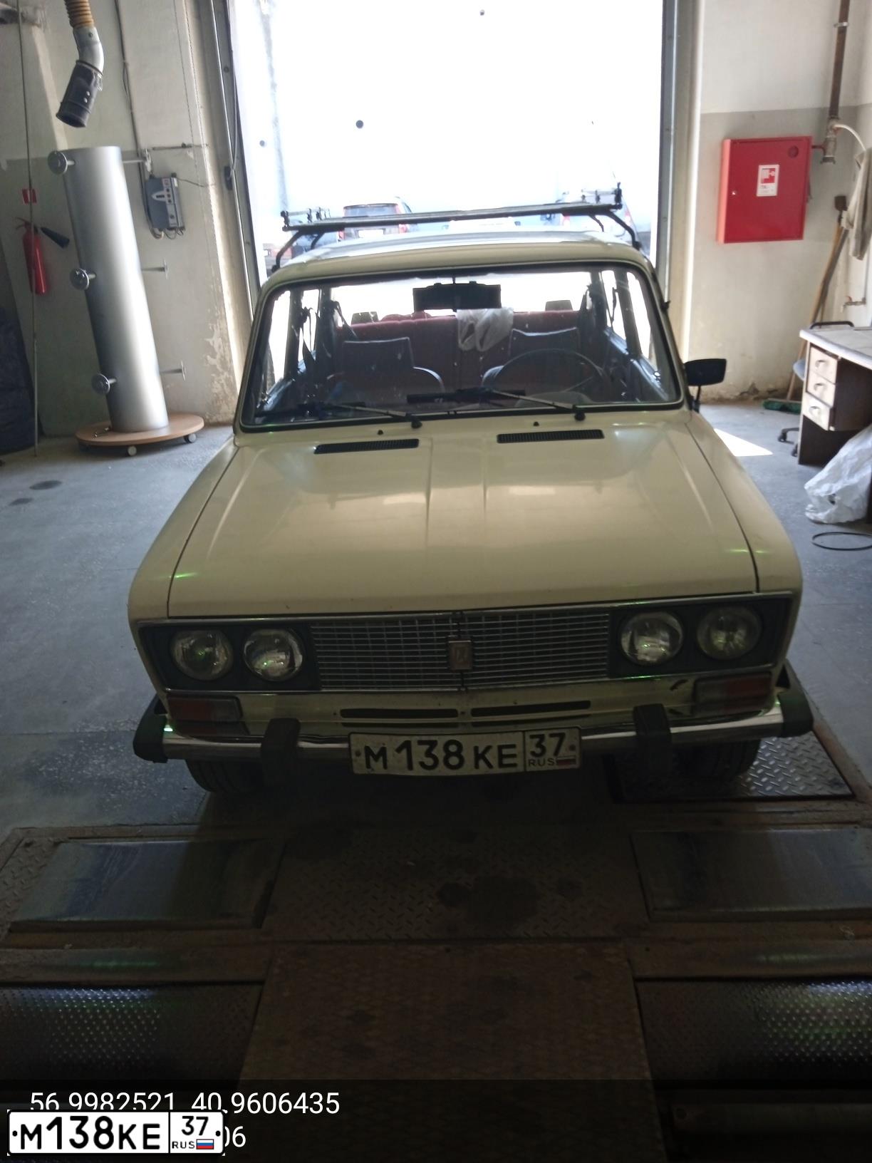 Фото автомобиля LADA 2106, 1988 — госномер М138КЕ37. Цвет: САФАРИ
