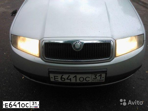 Фото автомобиля SKODA FABIA, 2002 — госномер Е883КМ136. Цвет: СЕРЕБРИСТЫЙ