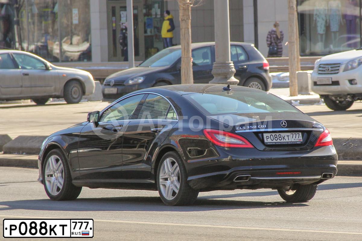 Фото автомобиля MERCEDES CLS-KLASSE, 2013 — госномер О808УМ77. Цвет: ЧЕРНЫЙ