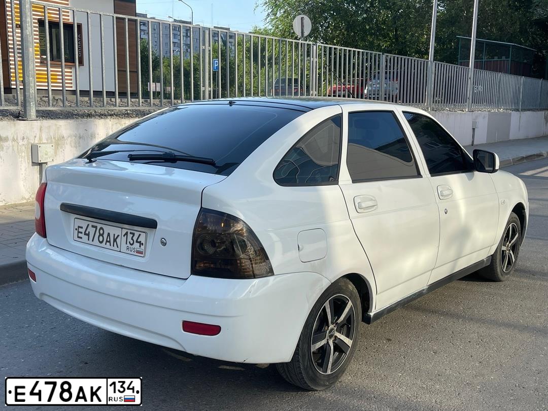 Фото автомобиля LADA 2172 PRIORA, 2012 — госномер А005РМ134. Цвет: Белый