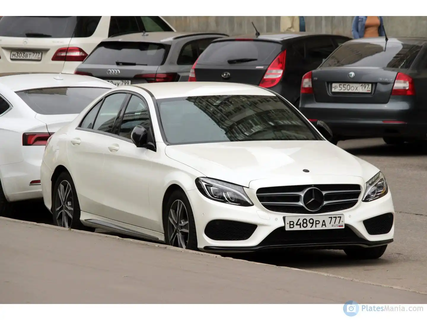 Фото автомобиля SKODA OCTAVIA, 2011 — госномер Х652УН72. Цвет: СЕРЫЙ ТЕМНЫЙ