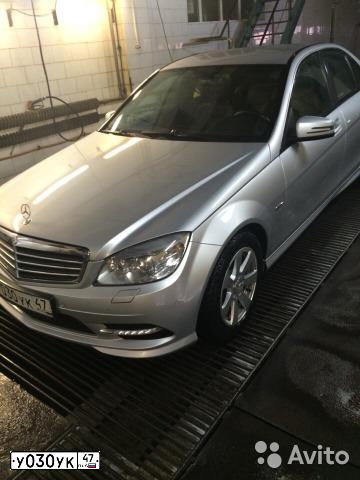 Фото автомобиля MERCEDES C-KLASSE, 2010 — госномер К888ВВ60. Цвет: Серебристый