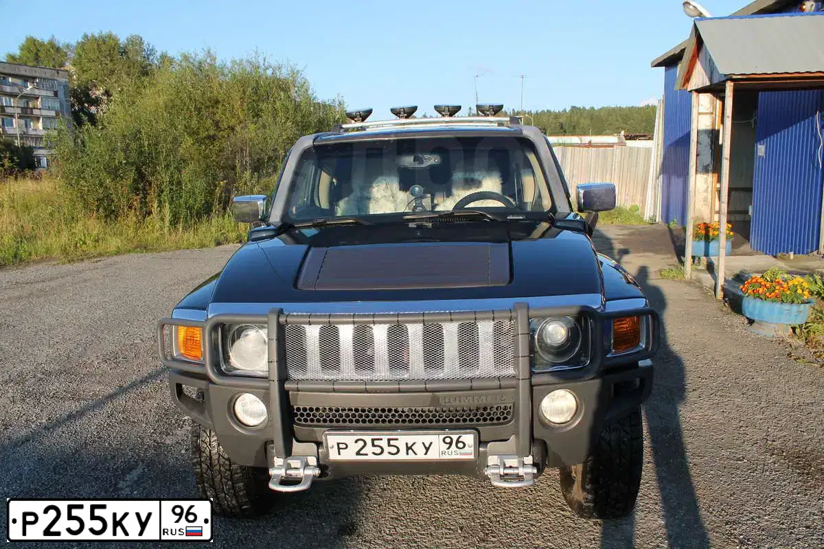 Фото автомобиля HUMMER H3, 2006 — госномер В272ТВ196. Цвет: ЧЕРНЫЙ