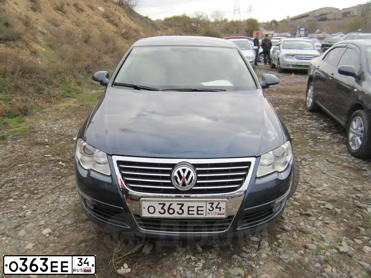 Фото автомобиля VOLKSWAGEN PASSAT, 2006 — госномер Р142АХ180. Цвет: СЕРО СИНИЙ