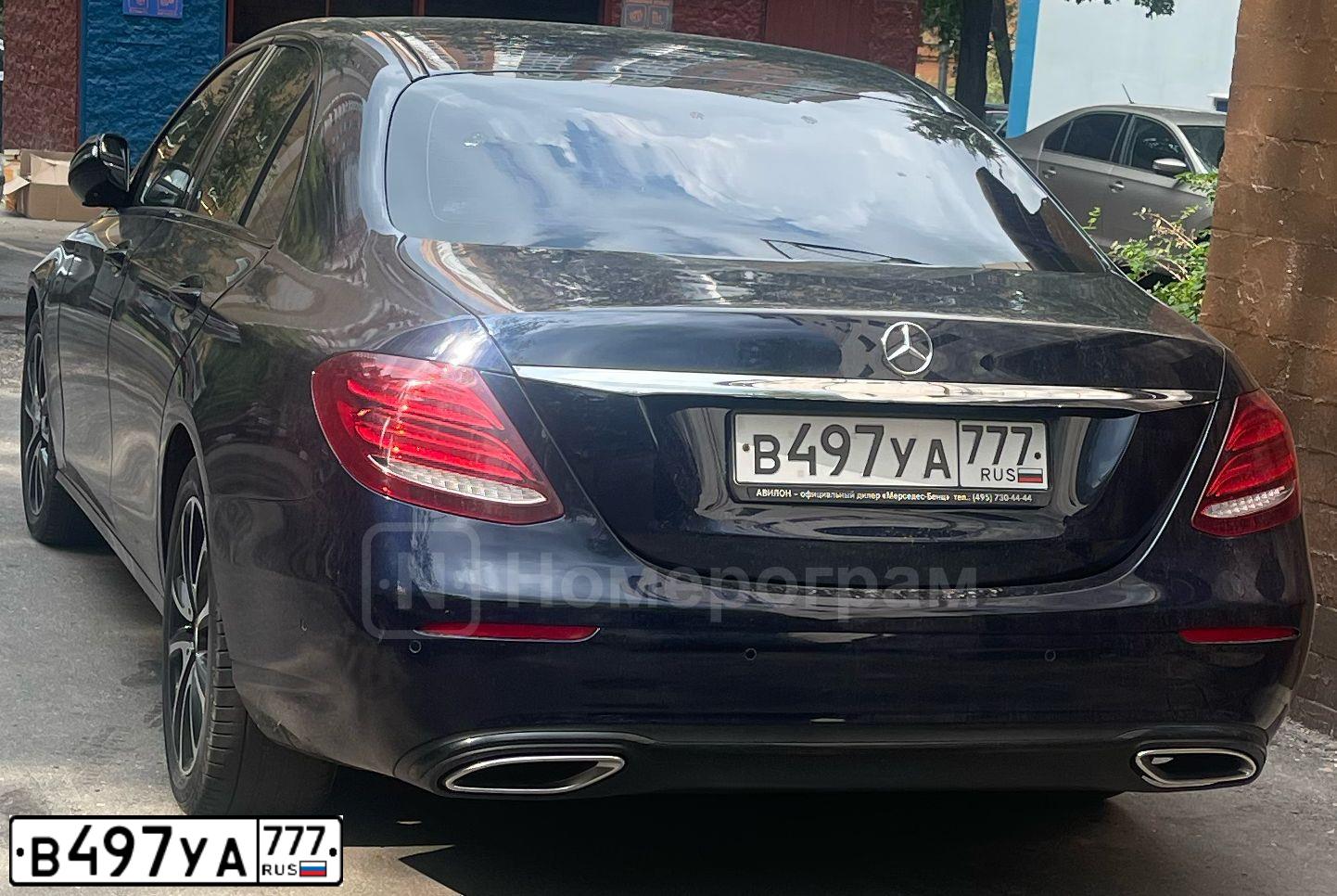 Фото автомобиля MERCEDES E-KLASSE, 2016 — госномер В497УА777. Цвет: синий
