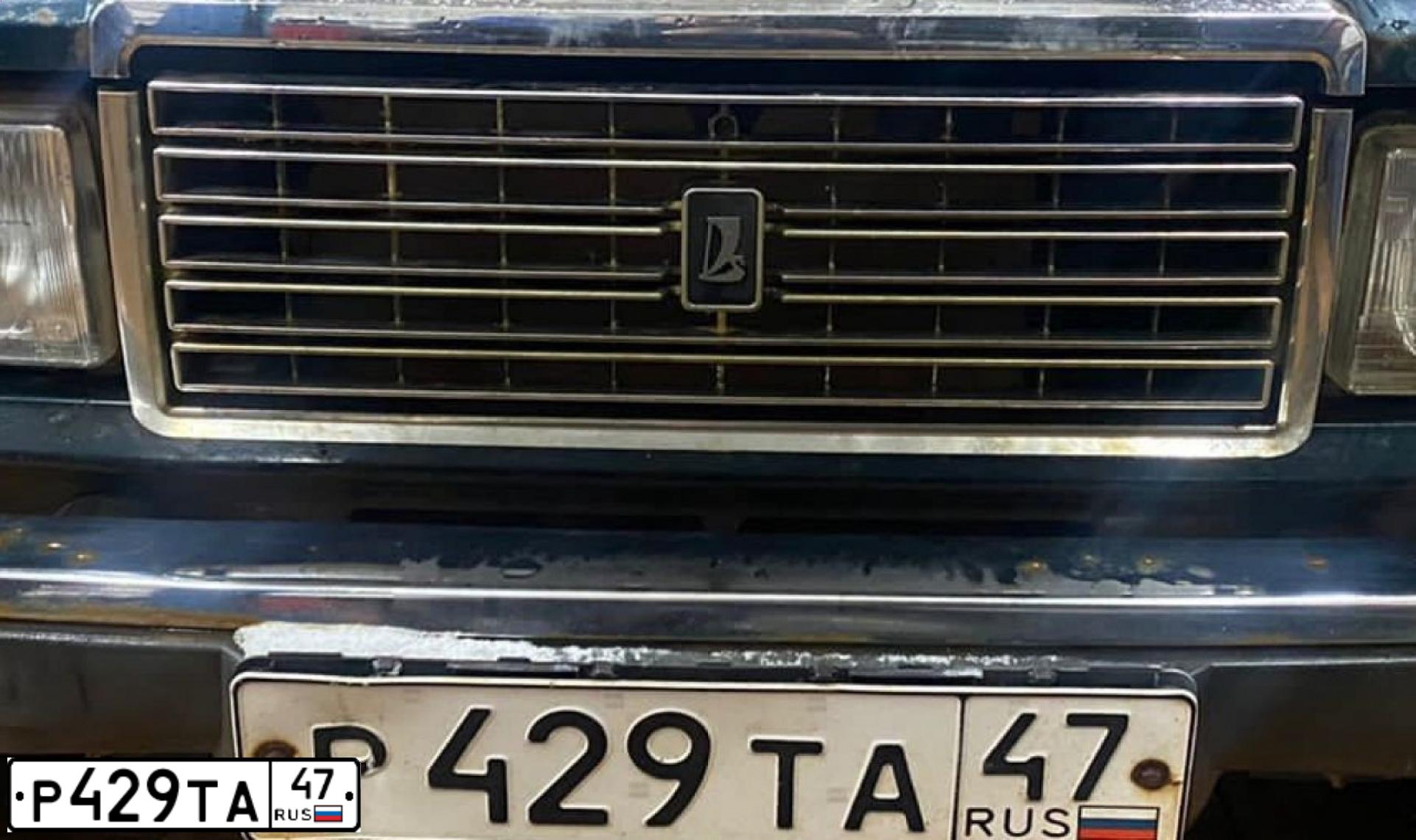 Фото автомобиля LADA 2107, 2009 — госномер Р429ТА47. Цвет: Темно-зеленый