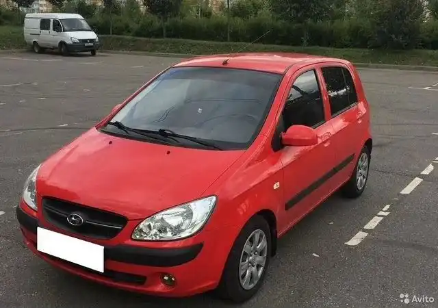 Фото автомобиля HYUNDAI GETZ, 2007 — госномер Х012МВ799. Цвет: КРАСНЫЙ