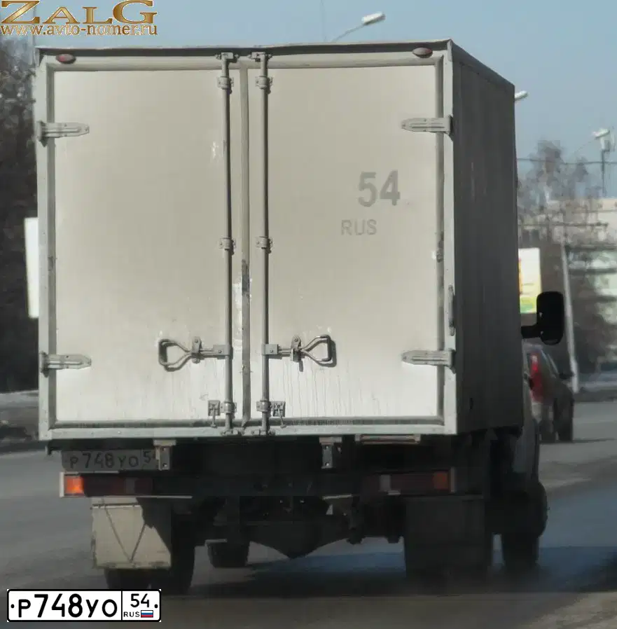 Фото автомобиля GAZ 3302 EL, 2007 — госномер Р748УО54. Цвет: БЕЛЫЙ