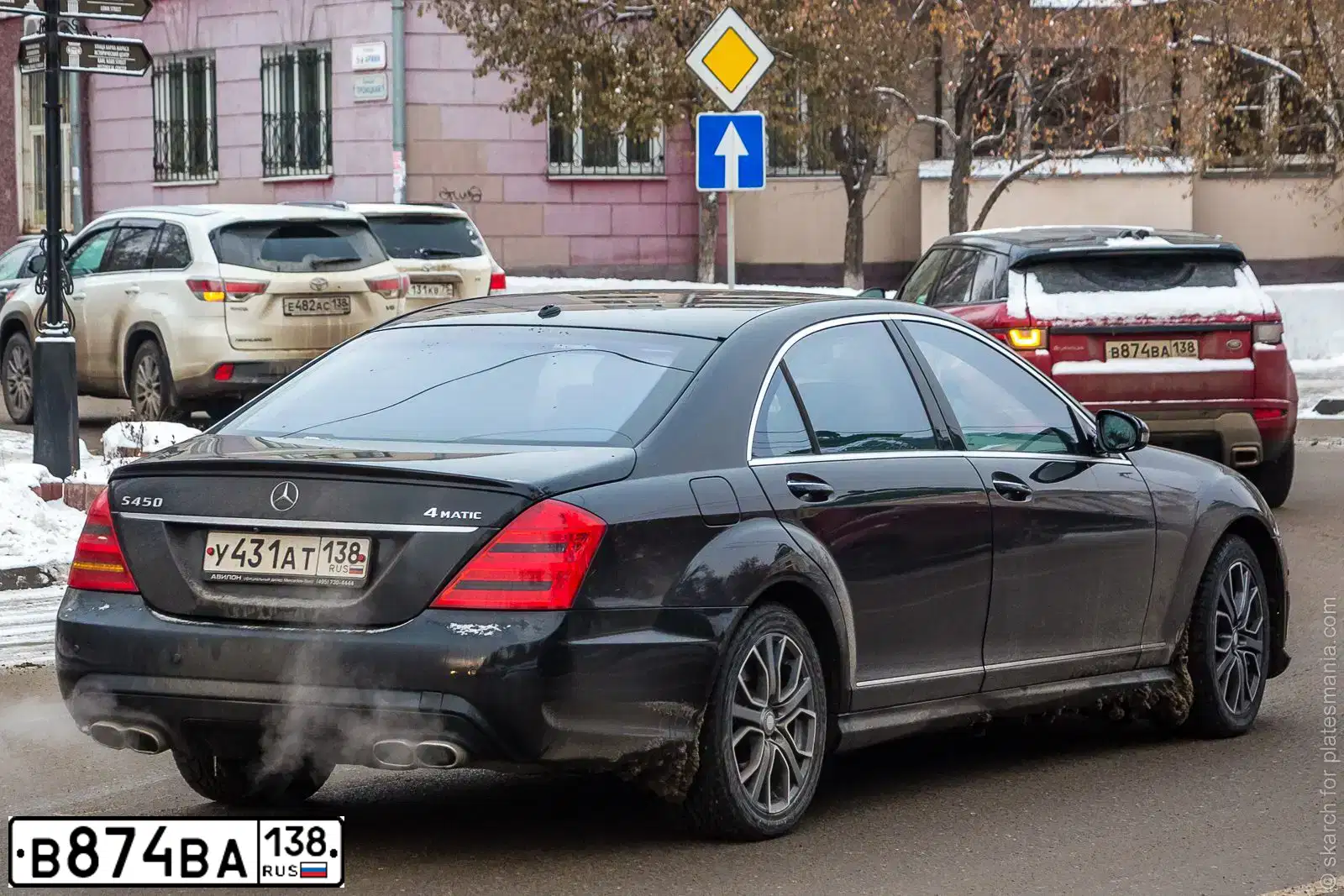 Фото автомобиля HYUNDAI SOLARIS, 2011 — госномер М874ВА138. Цвет: СЕРЫЙ