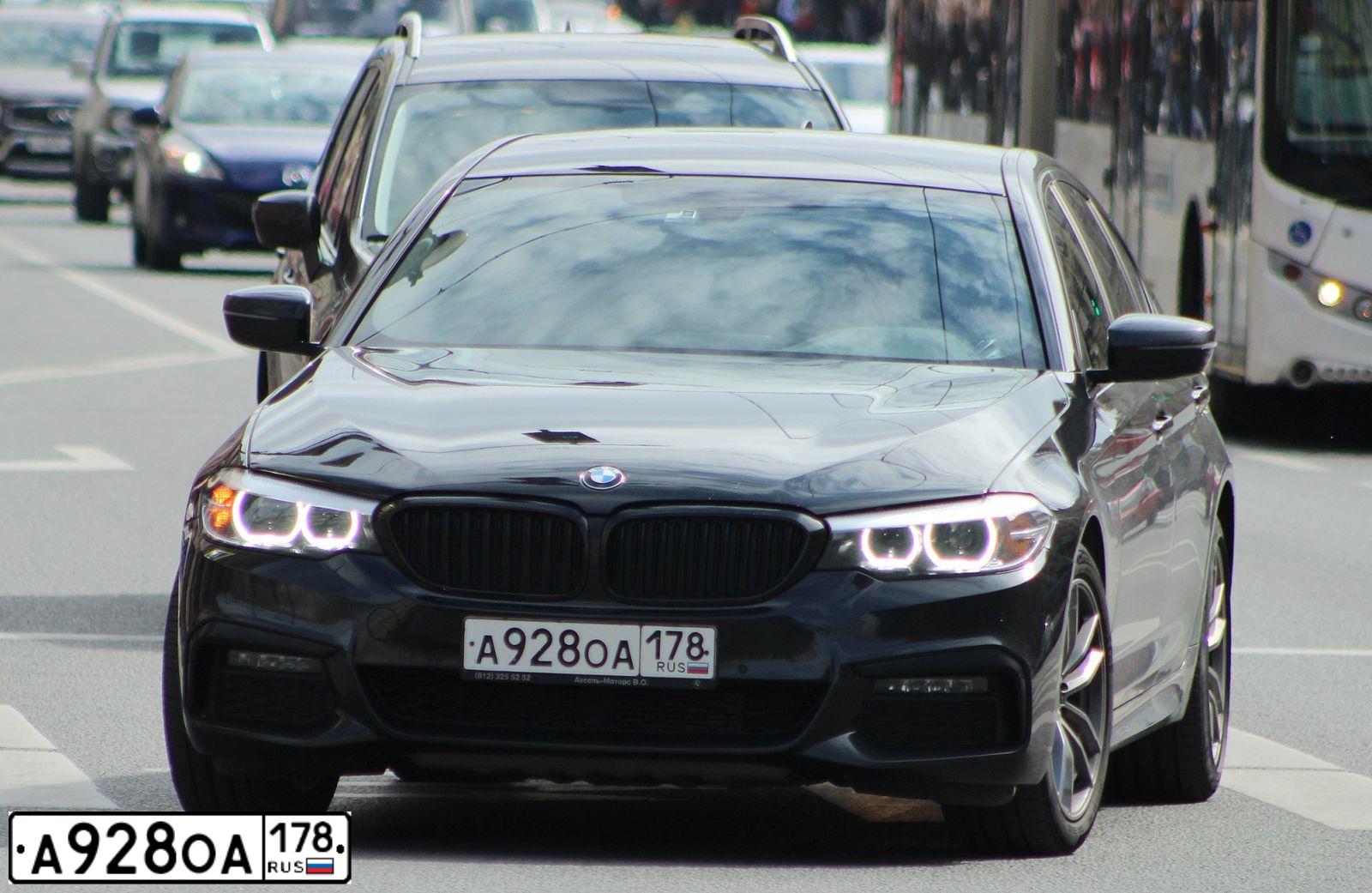 Фото автомобиля TOYOTA CAMRY, 2012 — госномер А928ОА178. Цвет: ЧЕРНЫЙ