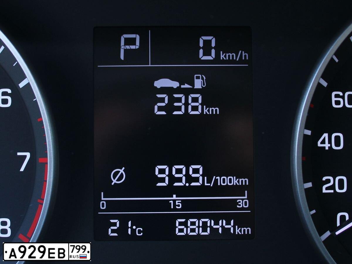 Фото автомобиля HYUNDAI ELANTRA, 2018 — госномер К289МА761. Цвет: БЕЛЫЙ