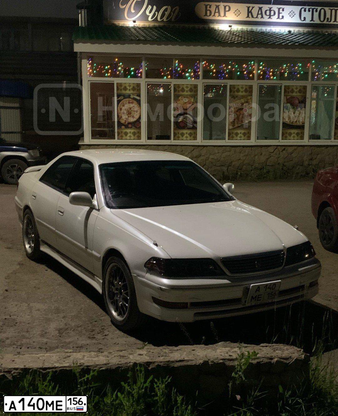 Фото автомобиля TOYOTA MARK II, 2000 — госномер У546ОМ48