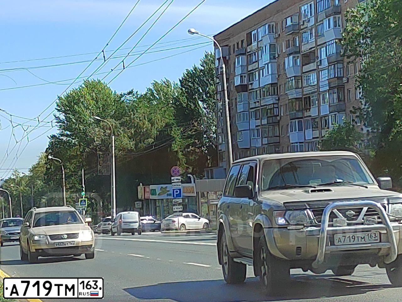 Фото автомобиля NISSAN PATROL, 2001 — госномер А719ТМ163. Цвет: Серебристо-серый