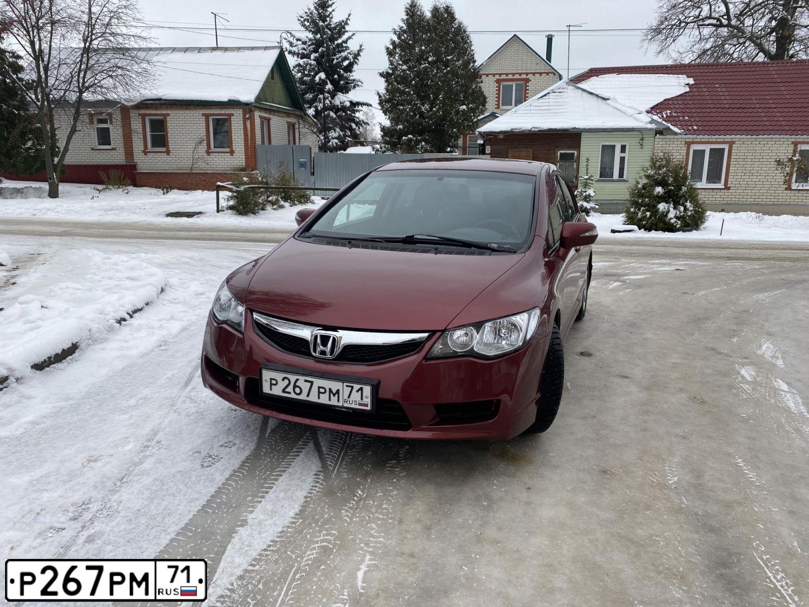 Фото автомобиля HONDA CIVIC, 2009 — госномер Т998ХК73. Цвет: ТЕМНО-КРАСНЫЙ