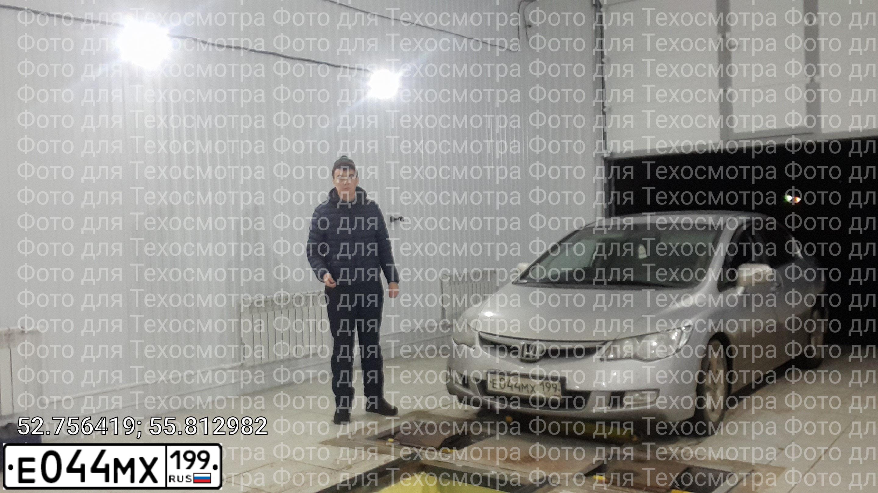 Фото автомобиля HONDA CIVIC, 2008 — госномер К822ОО702. Цвет: СЕРЕБРИСТЫЙ