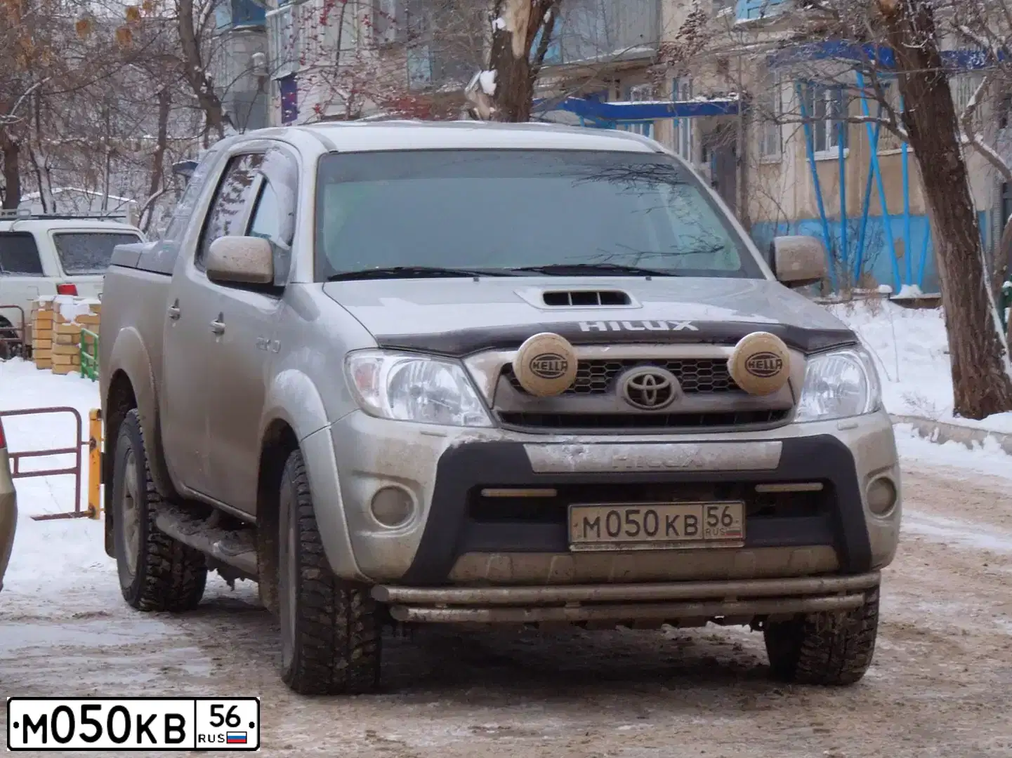Фото автомобиля SKODA YETI, 2013 — госномер М050КВ56. Цвет: БЛЕДНО-ГОЛУБОЙ