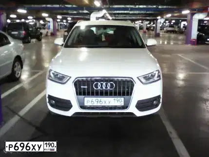 Фото автомобиля AUDI Q3, 2012 — госномер М288НО799. Цвет: Белый