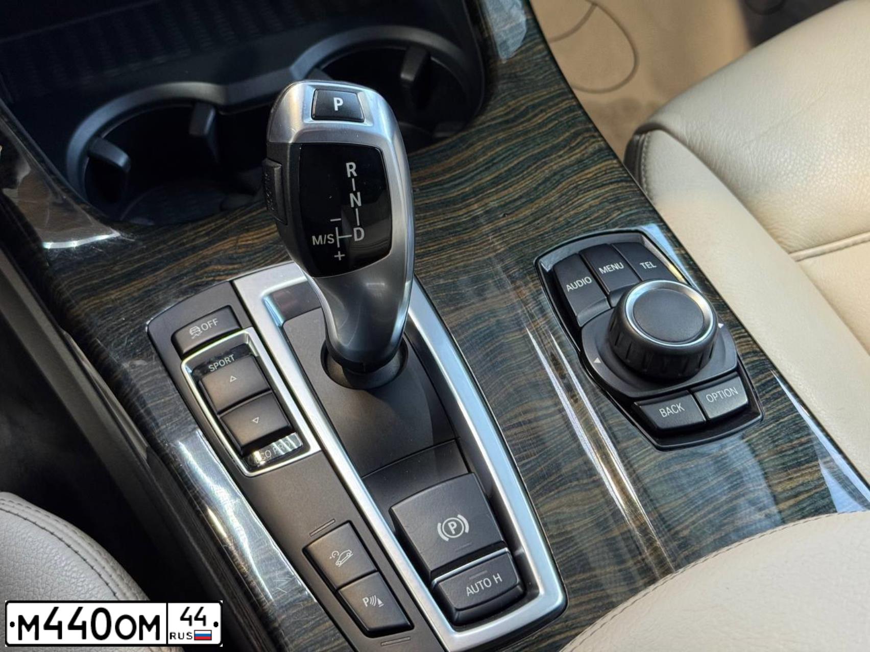 Фото автомобиля BMW X6, 2008 — госномер А080РА155. Цвет: КРАСНЫЙ
