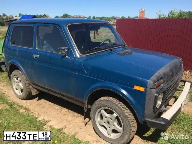 Фото автомобиля LADA 2121 NIVA, 2002 — госномер Н433ТЕ18. Цвет: Сине-зеленый