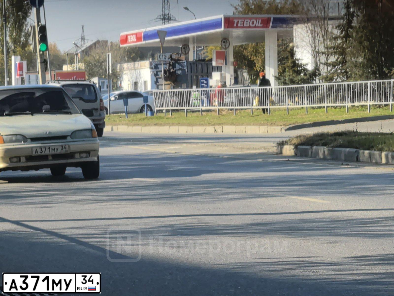 Фото автомобиля LADA 2115, 2007 — госномер О258РР134