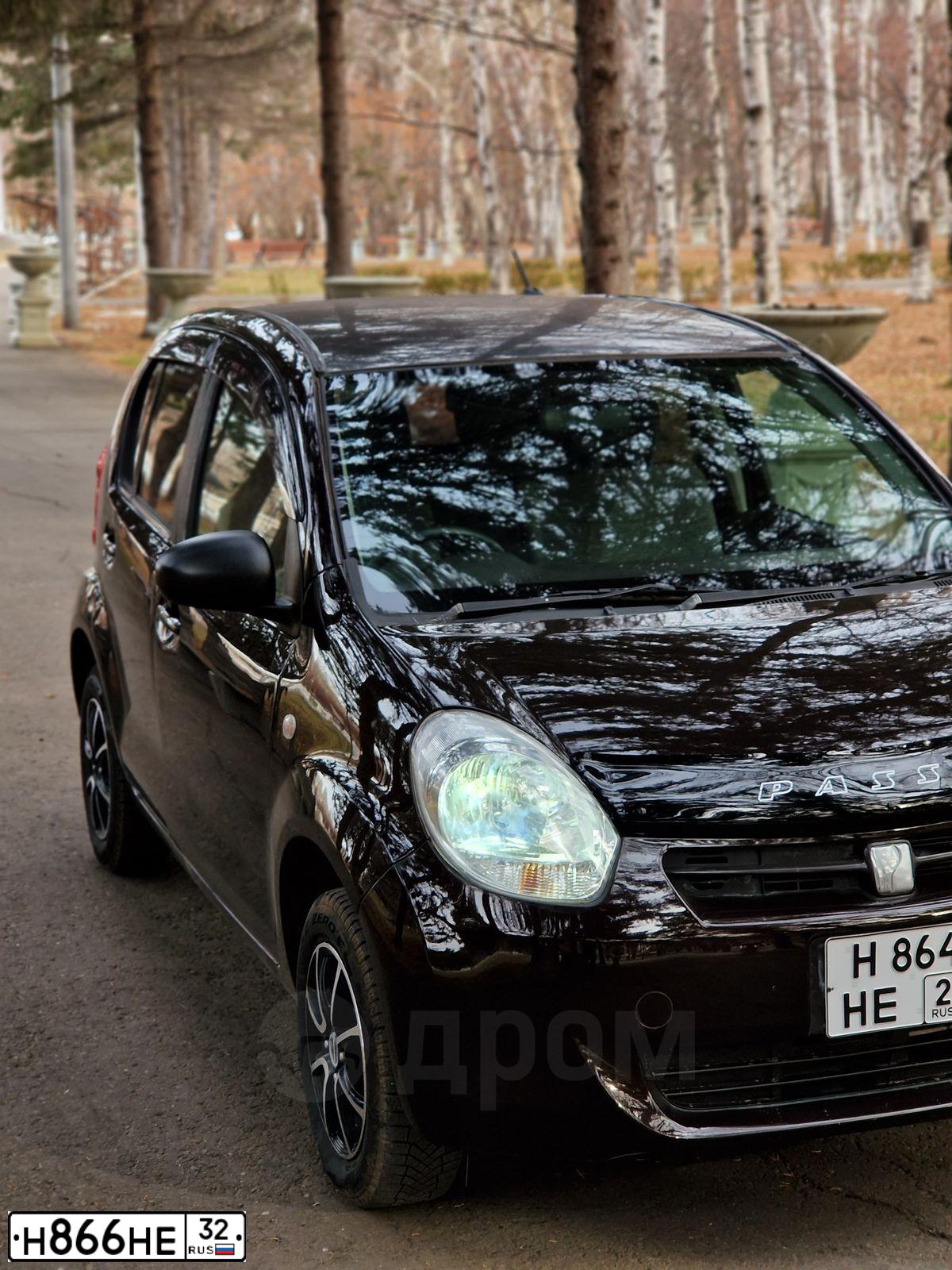 Фото автомобиля NISSAN QASHQAI, 2018 — госномер Н866НЕ32. Цвет: Серый