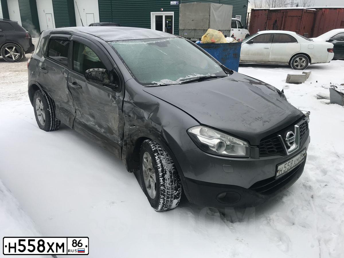 Фото автомобиля NISSAN QASHQAI, 2012 — госномер Х744РМ72. Цвет: СЕРЫЙ