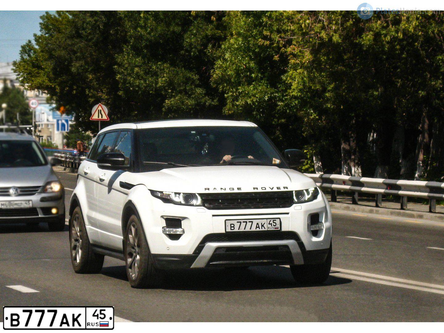 Фото автомобиля LANDROVER RANGE ROVER EVOQUE, 2012 — госномер В777АК45. Цвет: ЯРКО БЕЛЫЙ
