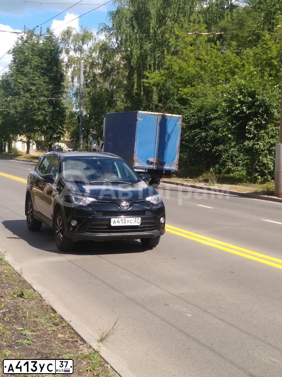 Фото автомобиля TOYOTA RAV4, 2017 — госномер А413УС37