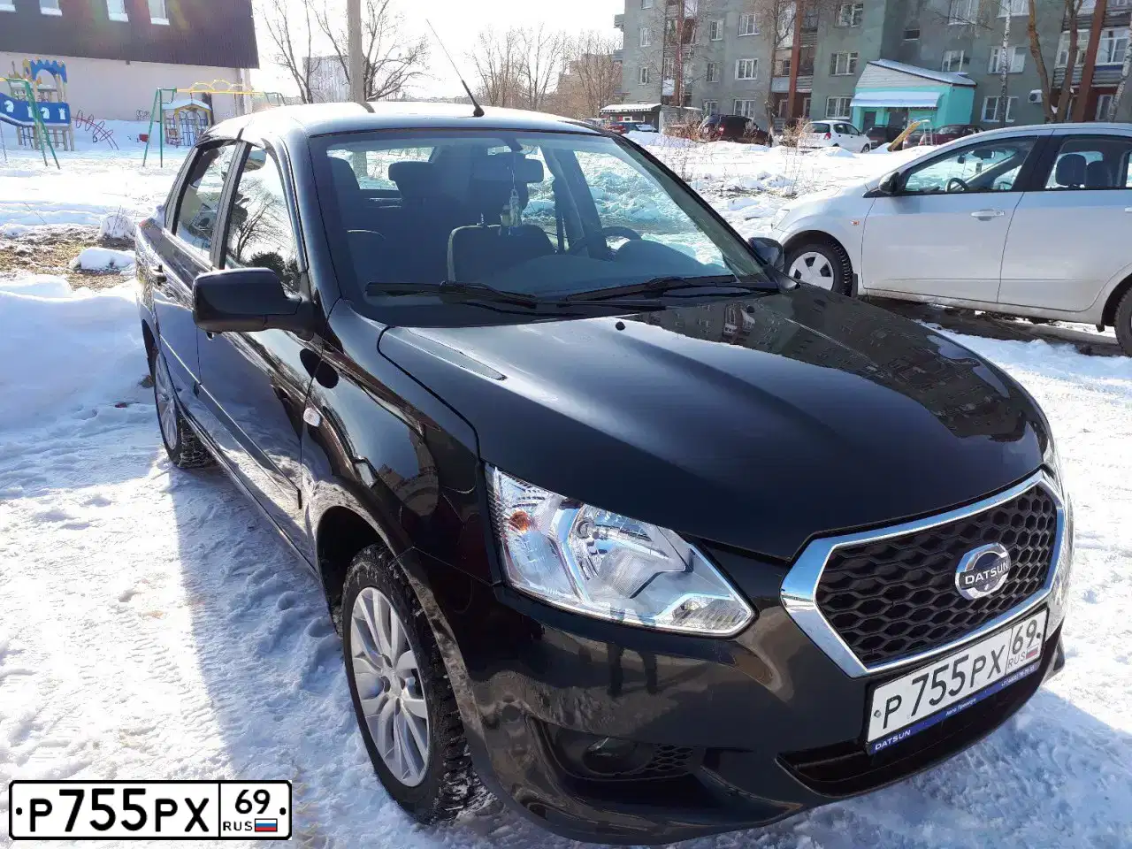Фото автомобиля DATSUN ON-DO, 2016 — госномер Р755РХ69. Цвет: ЧЕРНЫЙ