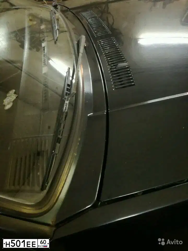 Фото автомобиля VOLKSWAGEN GOLF, 1990 — госномер А013СА98. Цвет: ТЕМНО-СИНИЙ