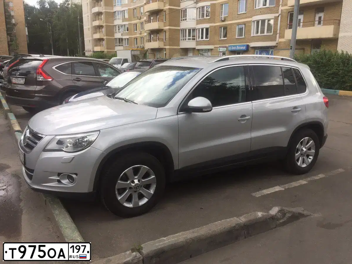 Фото автомобиля TOYOTA COROLLA, 2011 — госномер О989НВ58