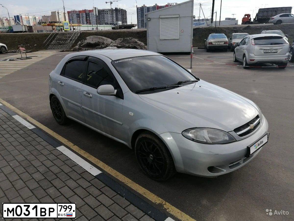 Фото автомобиля FORD FOCUS, 2008 — госномер К429ТМ799. Цвет: Серебристый