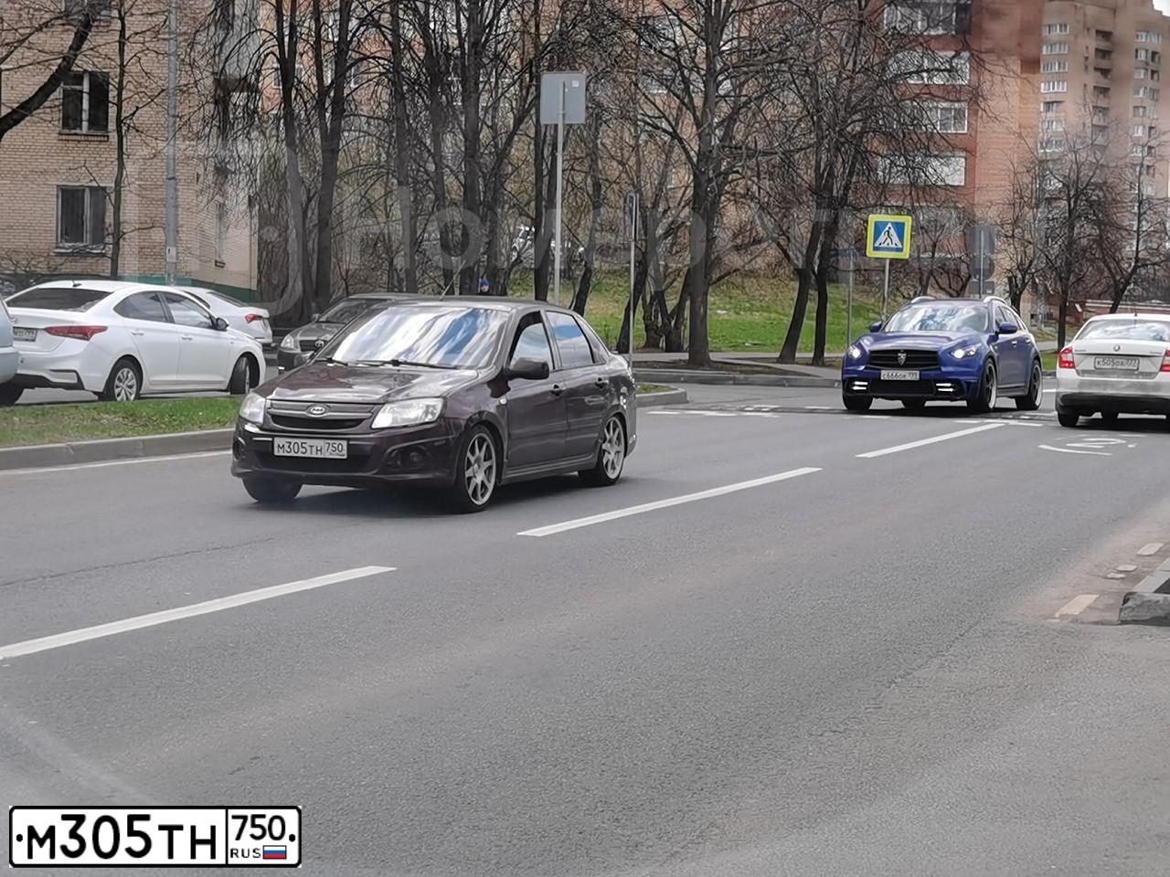 Фото автомобиля HONDA CR-V, 2018 — госномер Н598ТХ750. Цвет: ЧЕРНЫЙ