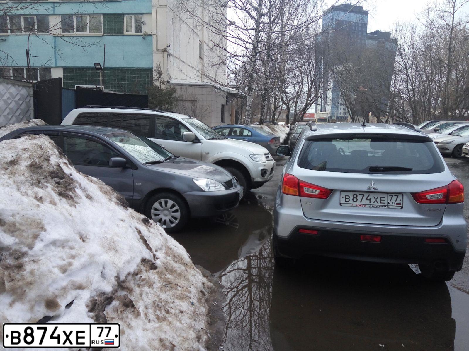 Фото автомобиля MITSUBISHI ASX, 2012 — госномер У162ЕВ977